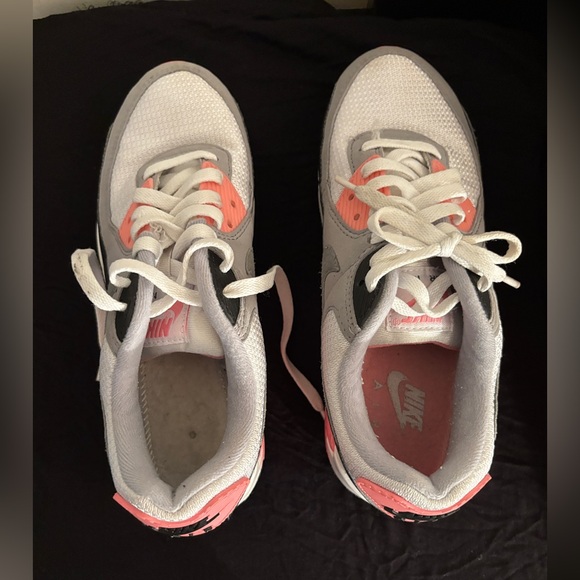 Nike Air Max 90’s - Picture 2 of 8